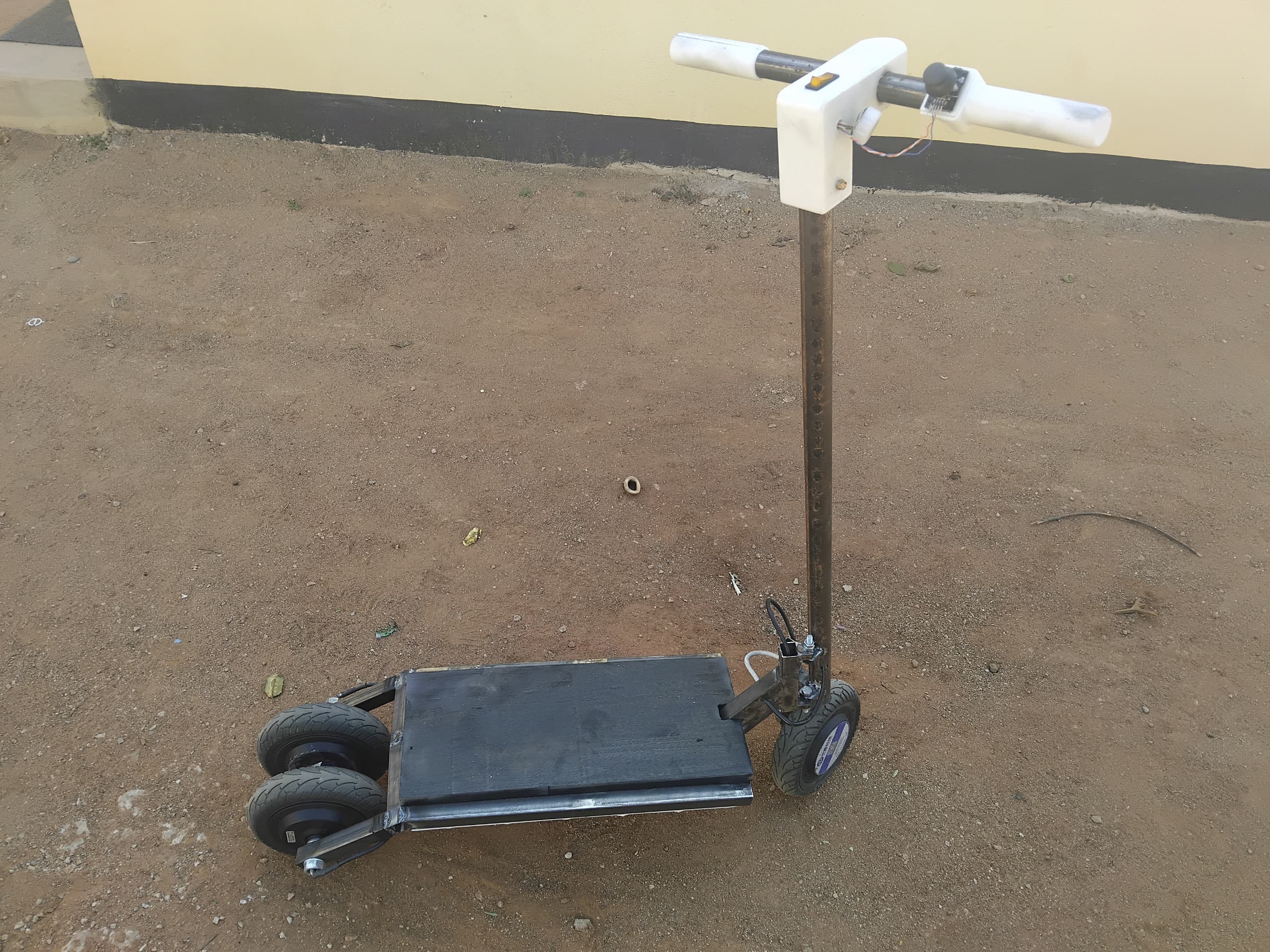 Fully assembled electric scooter